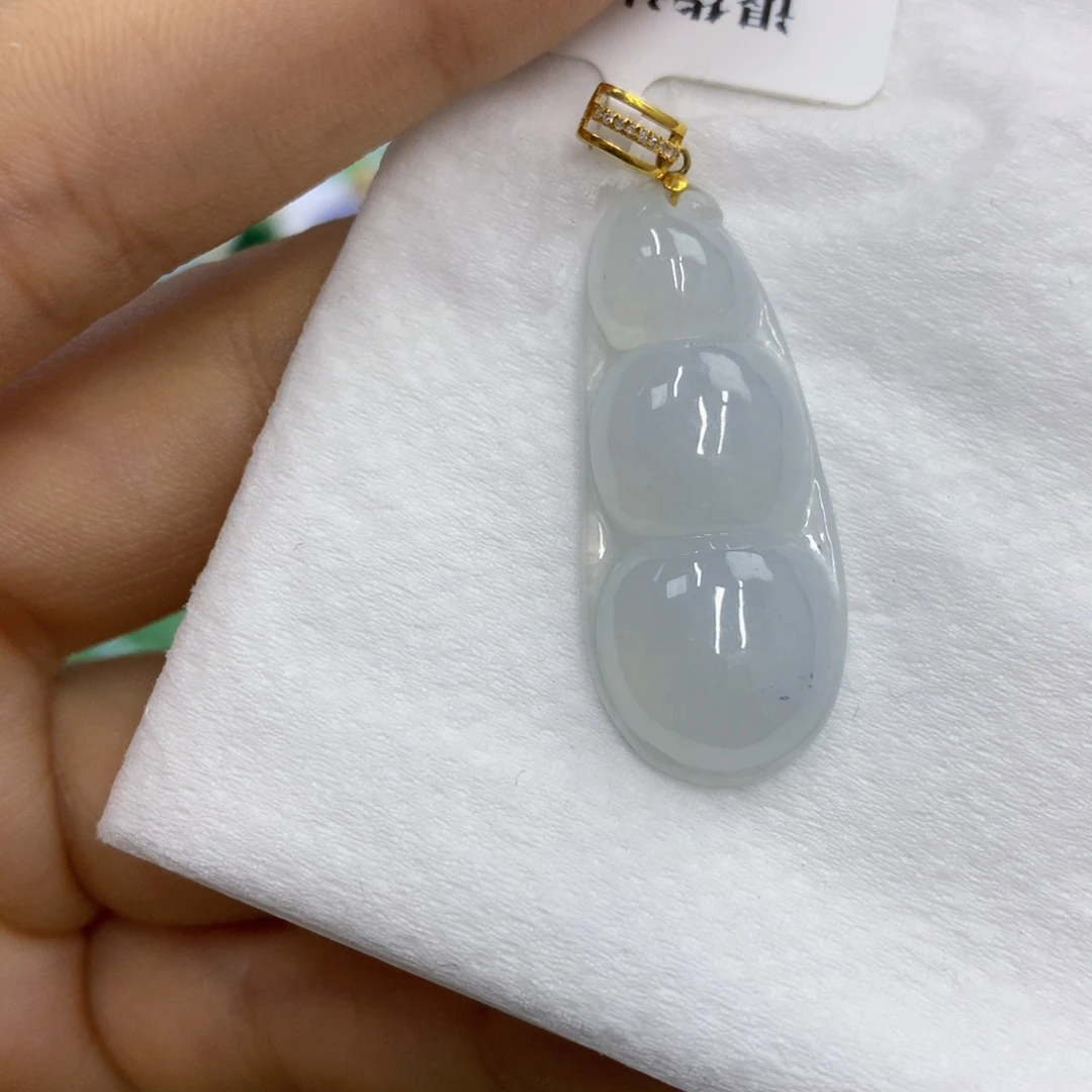 翡翠18K金镶嵌颈饰翡翠