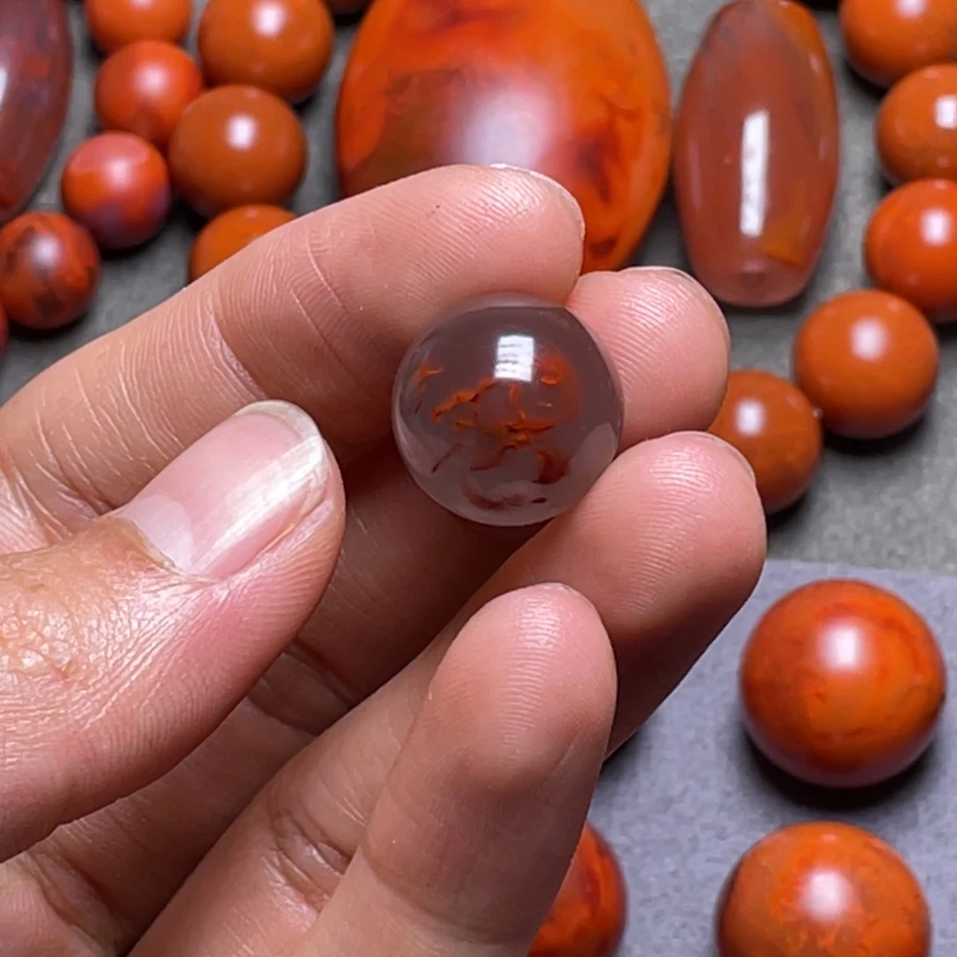 沿***！南红玛瑙南红未镶嵌天然原矿南红冰飘15.5毫米