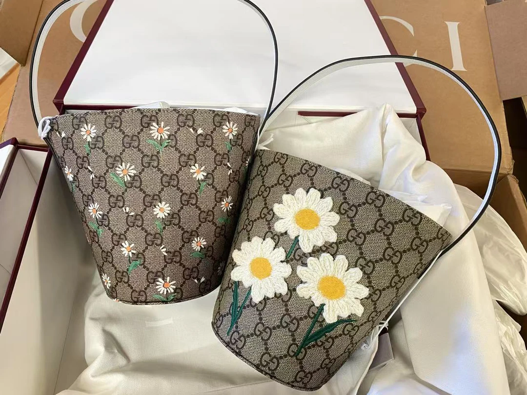 未使用 GUCCI/古驰 澳海贝/小雏菊小水桶小篮子包