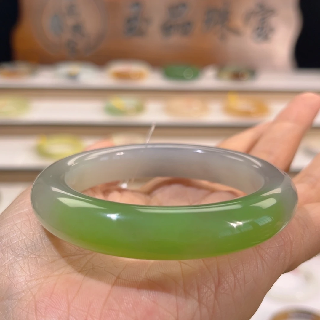 和田玉未镶嵌手镯  「冰紫翠」