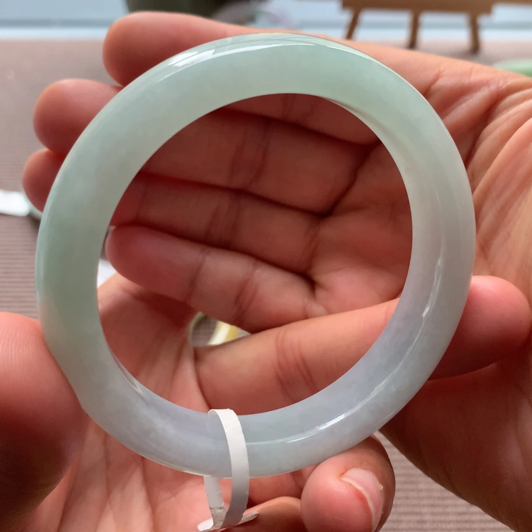 翡翠手镯未镶嵌8号