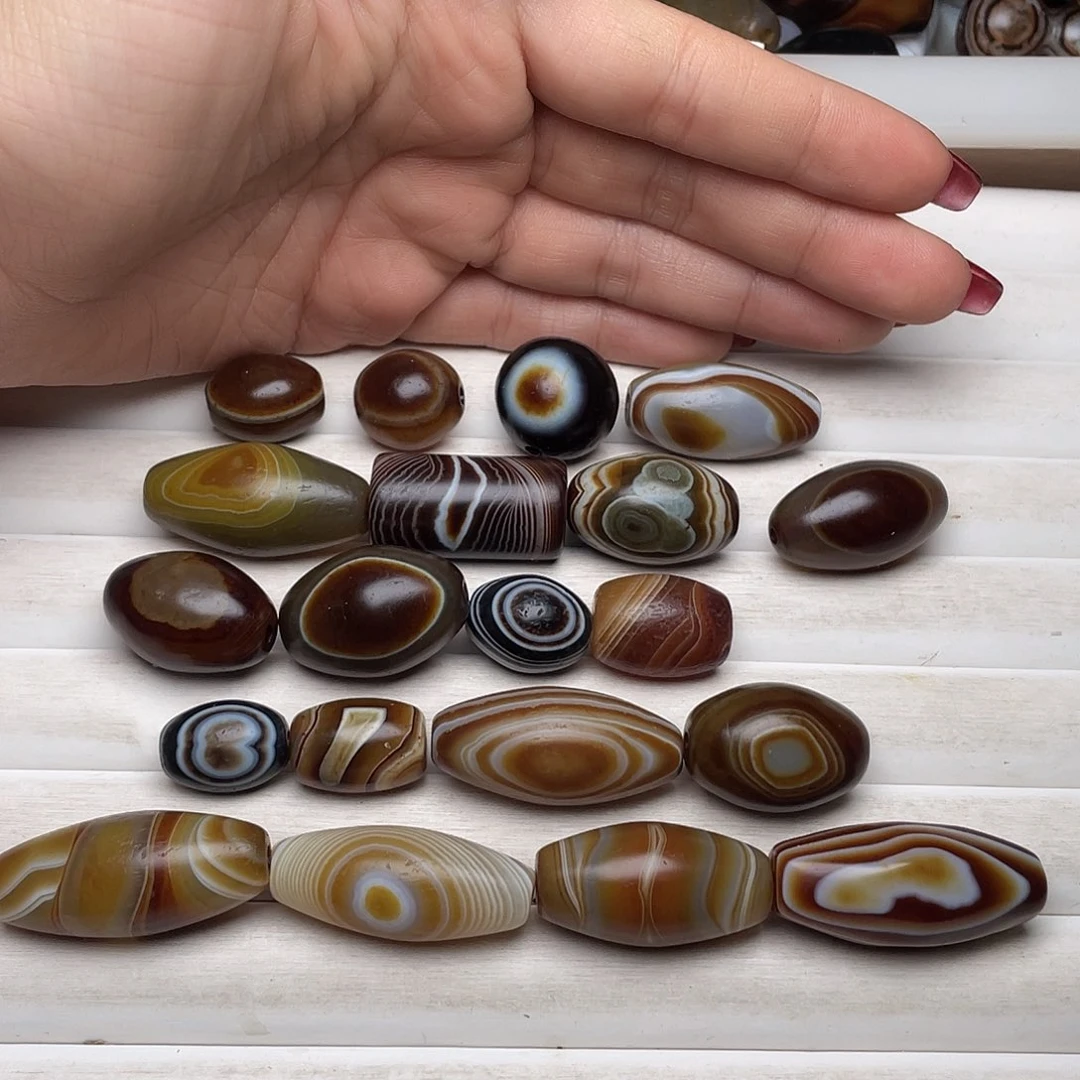 田***生玛瑙/玉髓散珠缠丝玛瑙