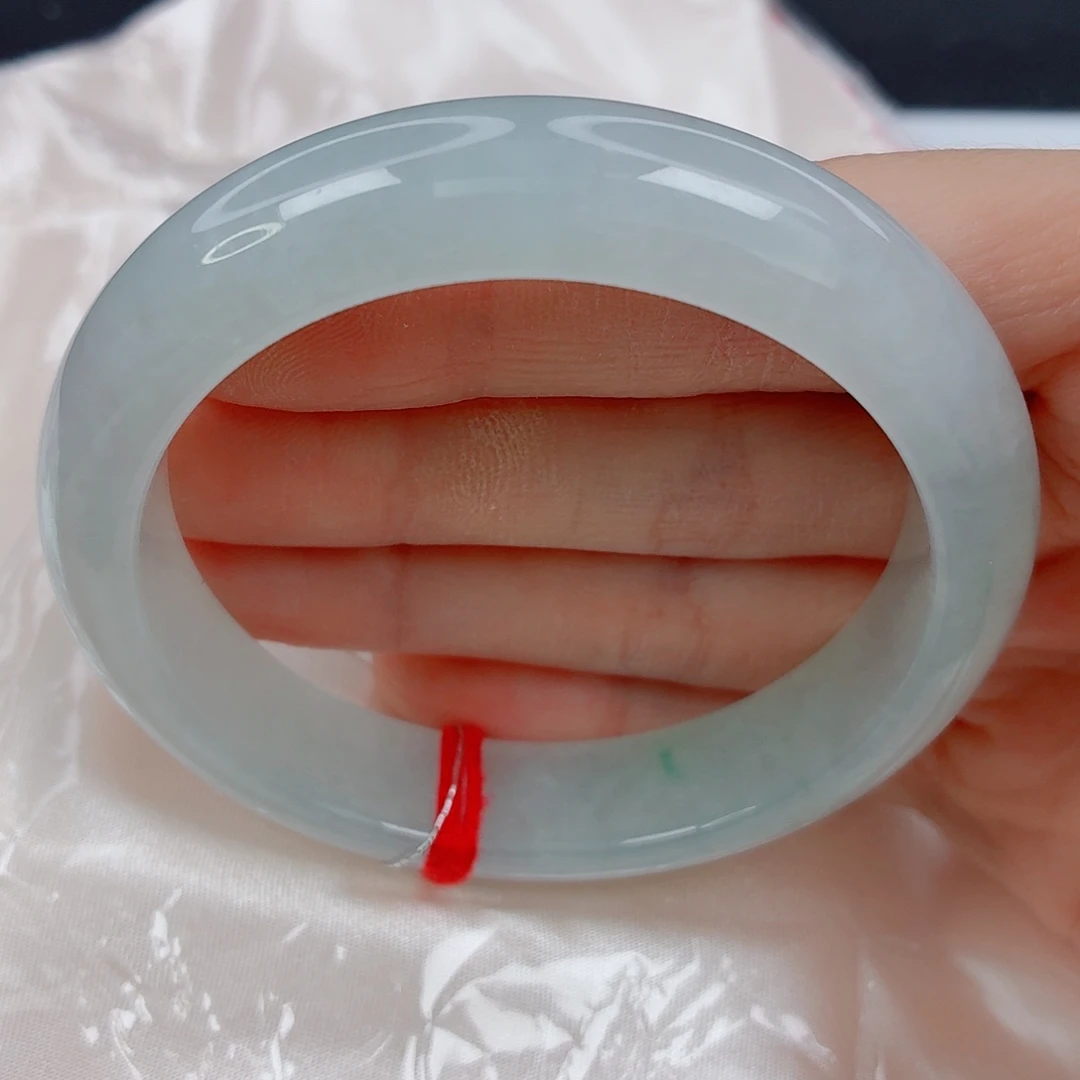 翡翠未镶嵌手镯55.7正圈，冰感好，019