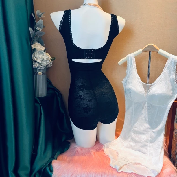 夏季薄款强压高端收腹束腰塑型美体无钢圈托胸侧收副乳聚拢连体衣
