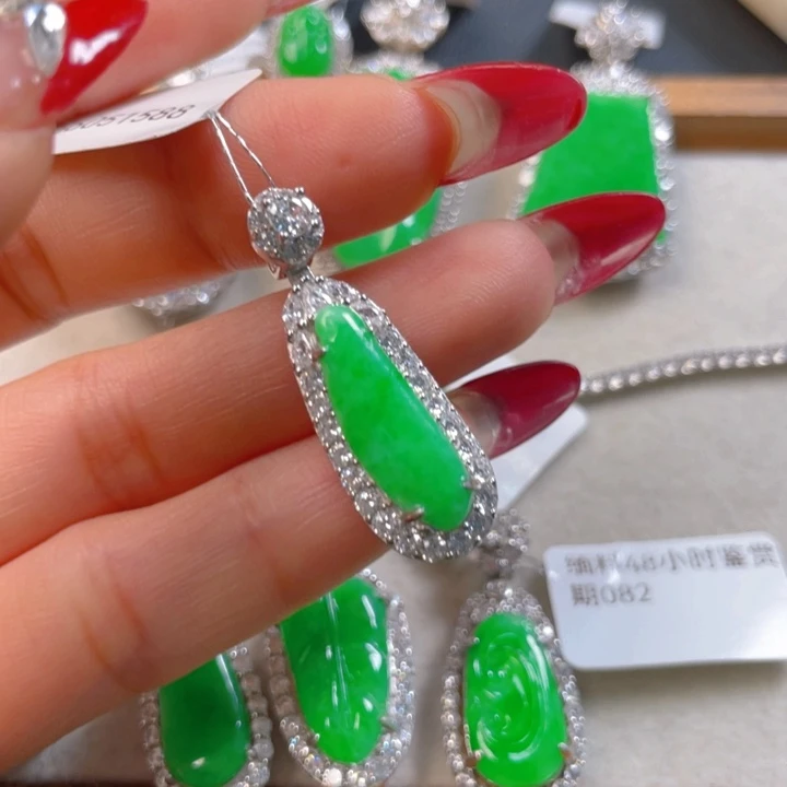 翡翠银S925镶嵌吊坠(不含链)翡翠