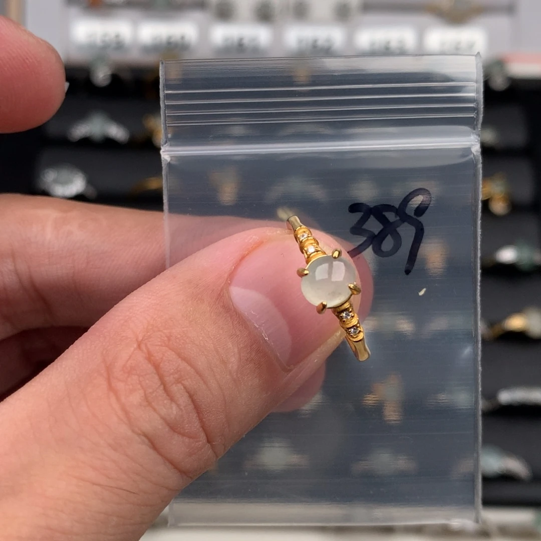 翡翠未镶嵌戒圈389