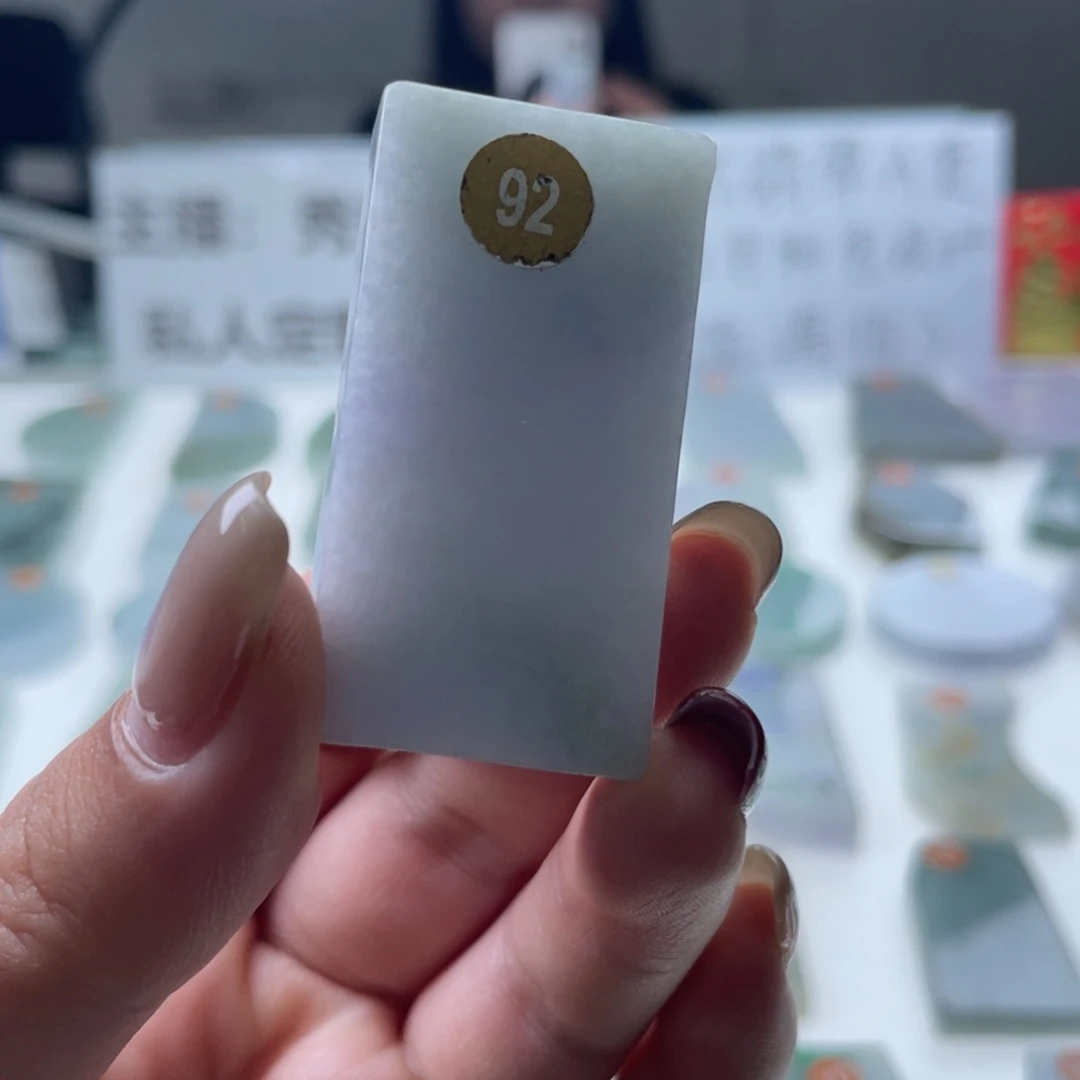定制翡翠未镶嵌天然翡翠