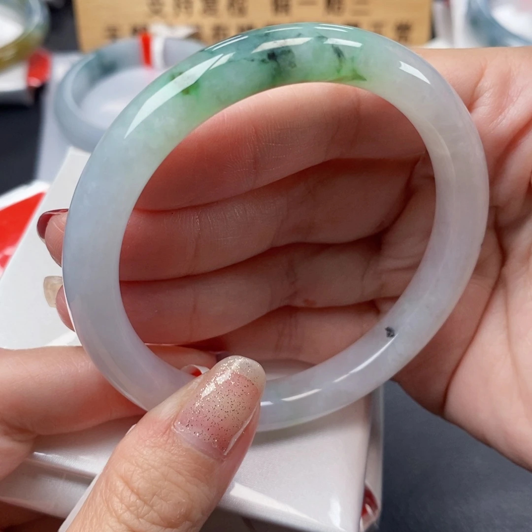 【闪购商品】未镶嵌手镯翡翠56圈口冰飘花