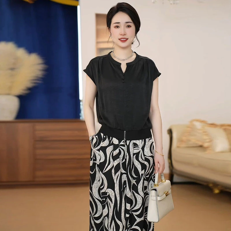 2025新款妈妈装洋气时尚休闲套装宽松显瘦减龄气质轻奢潮流两件套