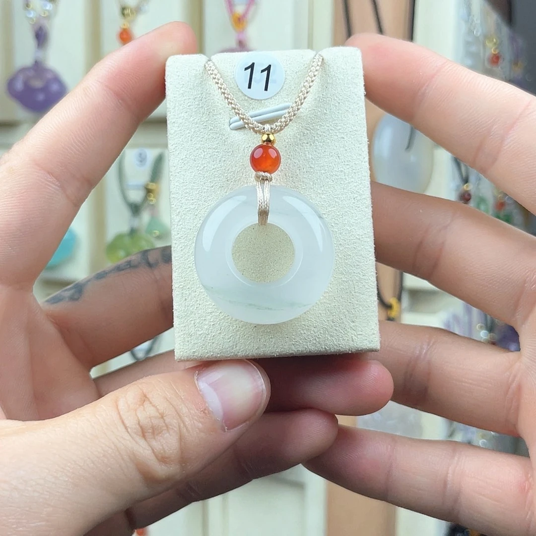 石英质玉未镶嵌颈饰清*