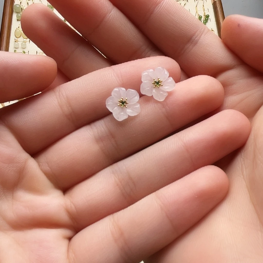 银S925镶嵌和田玉耳饰