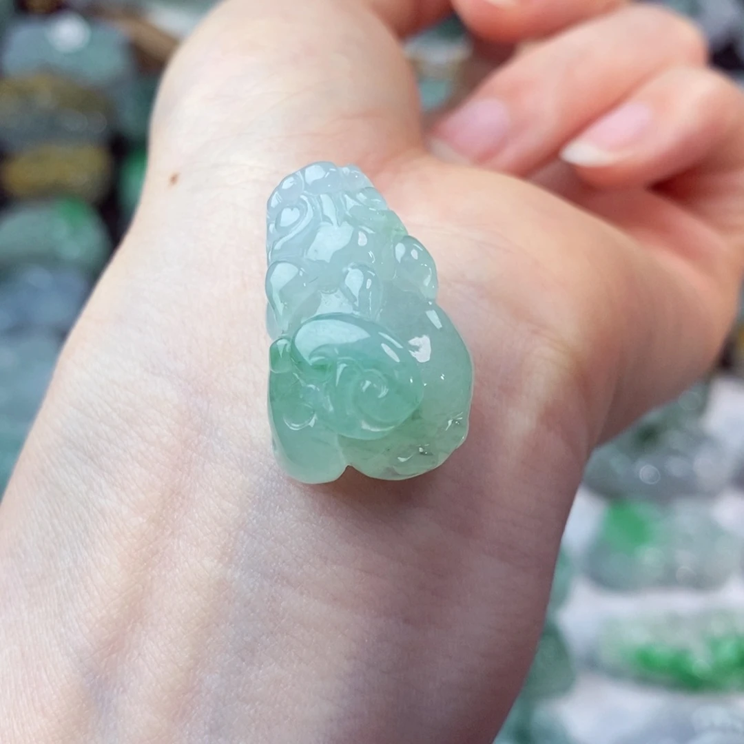 翡翠未镶嵌颈饰天然