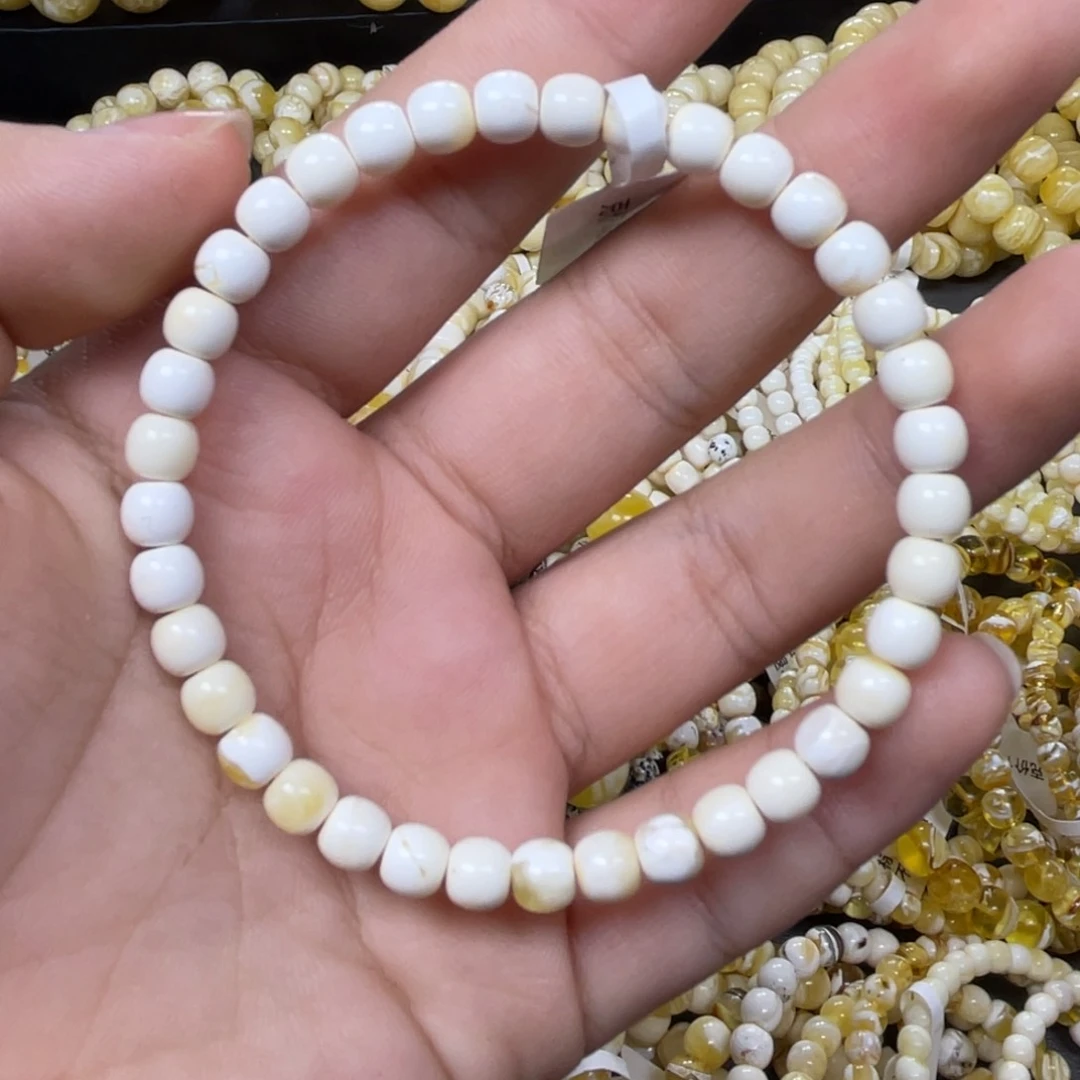 蜜蜡未镶嵌珠宝奇石5.4