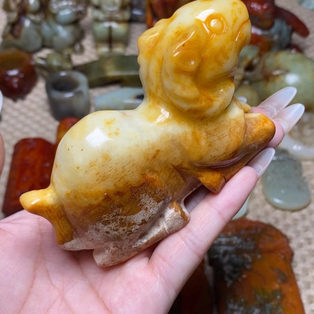 未镶嵌蛇纹石玉颈饰