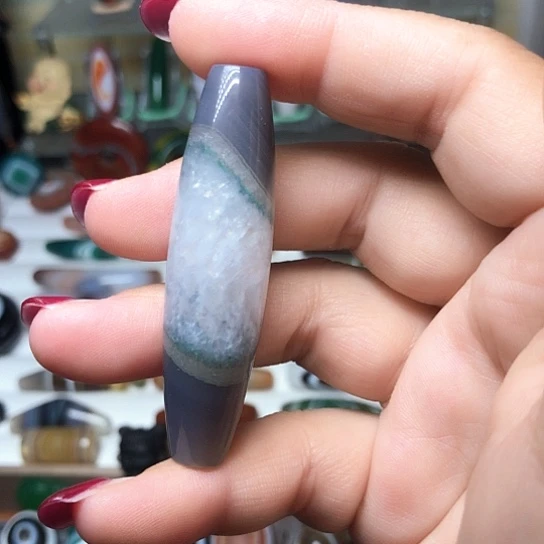 未镶嵌颈饰玛瑙/玉髓