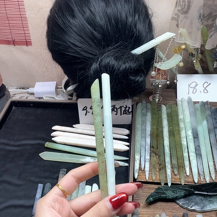 蛇纹石玉发饰合金"****"