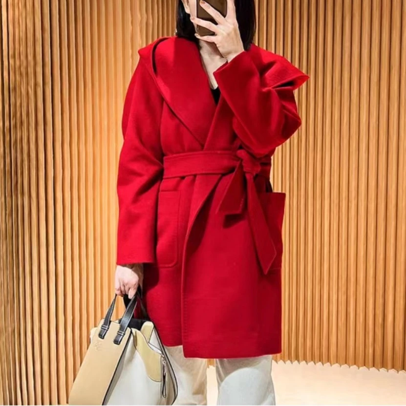 凯特丝蓓224#24年秋冬新款经典水波纹浴袍款连帽大衣1-607