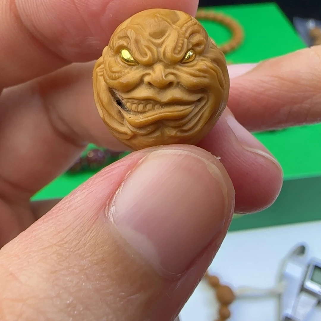 吊坠猴头核桃邪笑恶僧