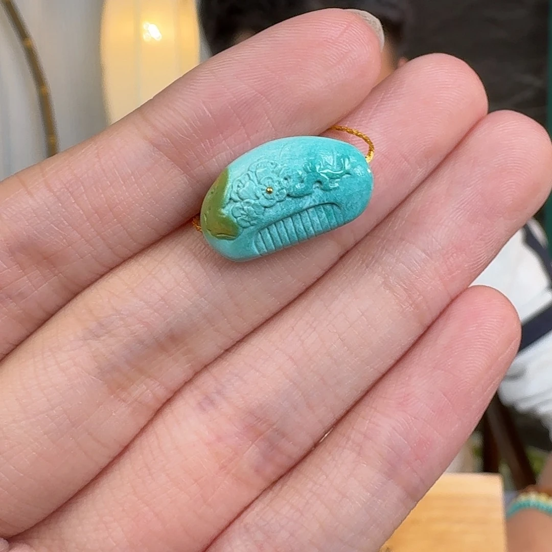 绿松石未镶嵌珠宝奇石