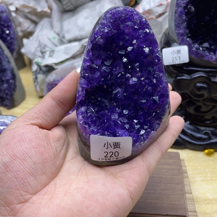 未镶嵌水晶大型摆件（非配饰）