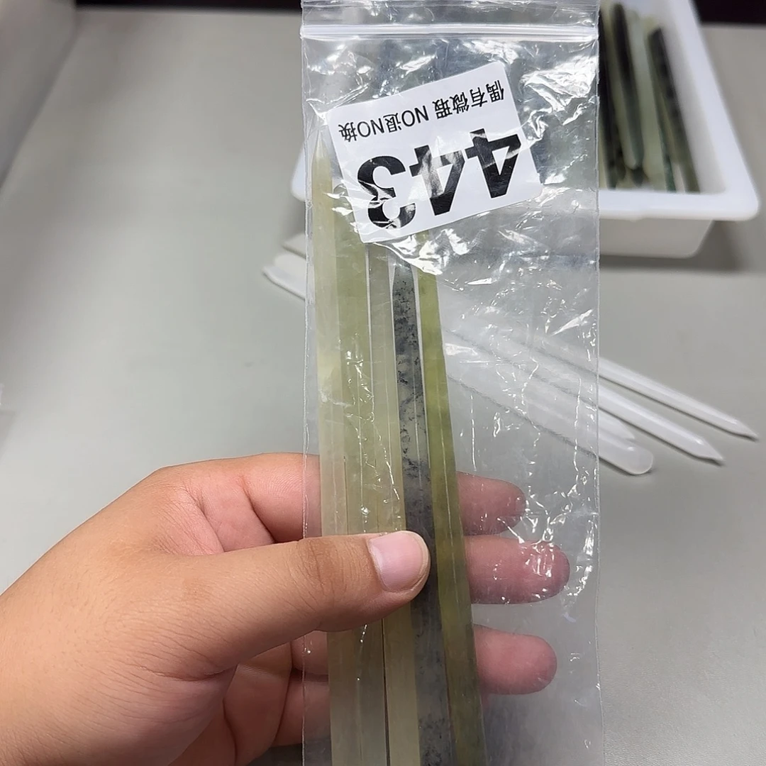 猫***糖未镶嵌蛇纹石玉发饰