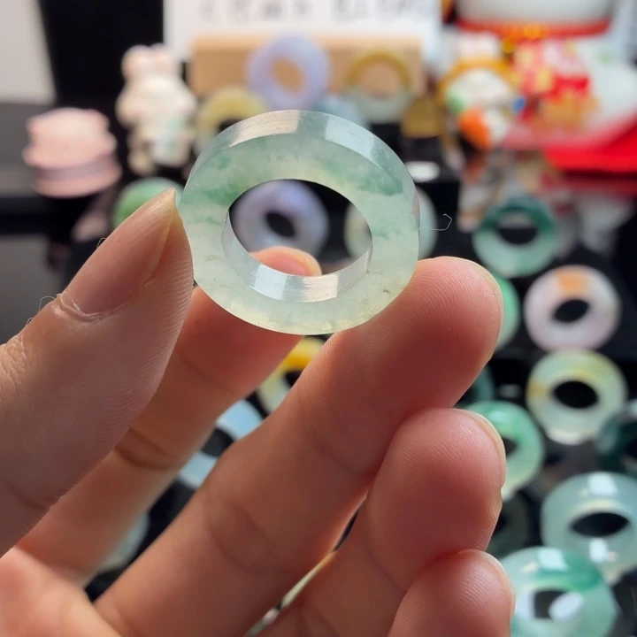 定制翡翠未镶嵌微瑕戒指15-24