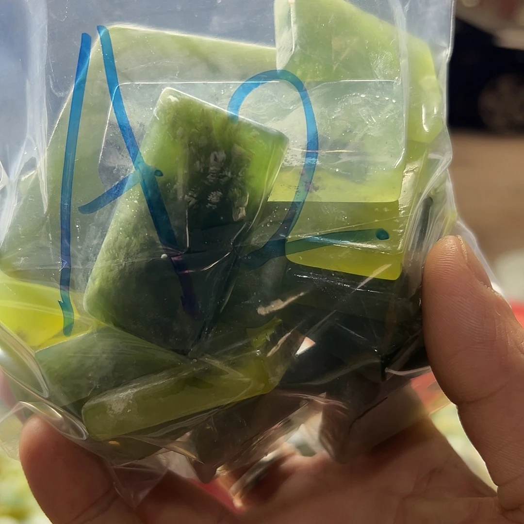 S***y蛇纹石玉未镶嵌鱼缸石 盆景石