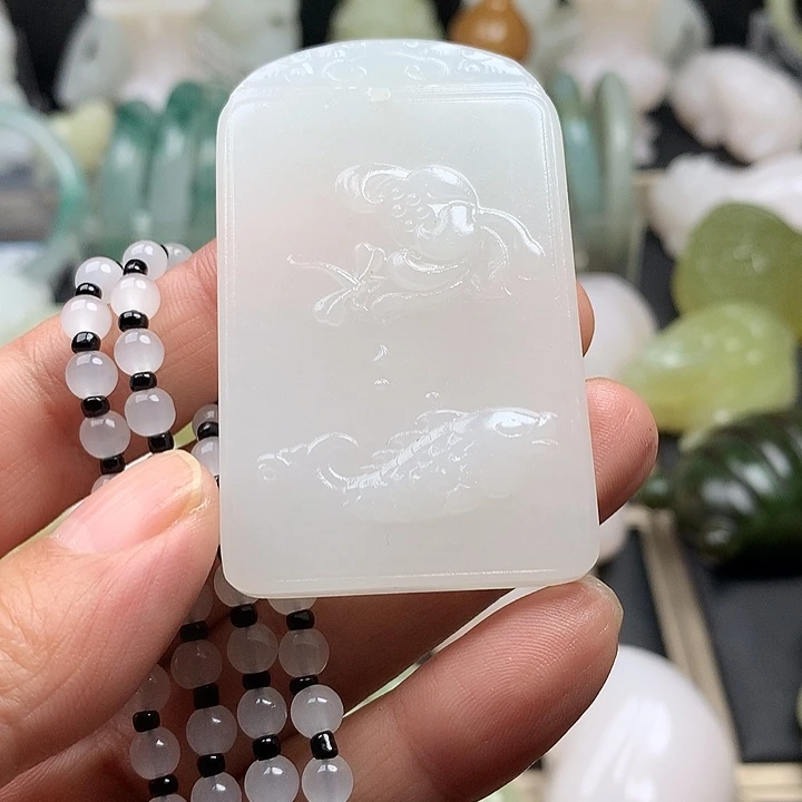 和田玉（青白玉）未镶嵌颈饰