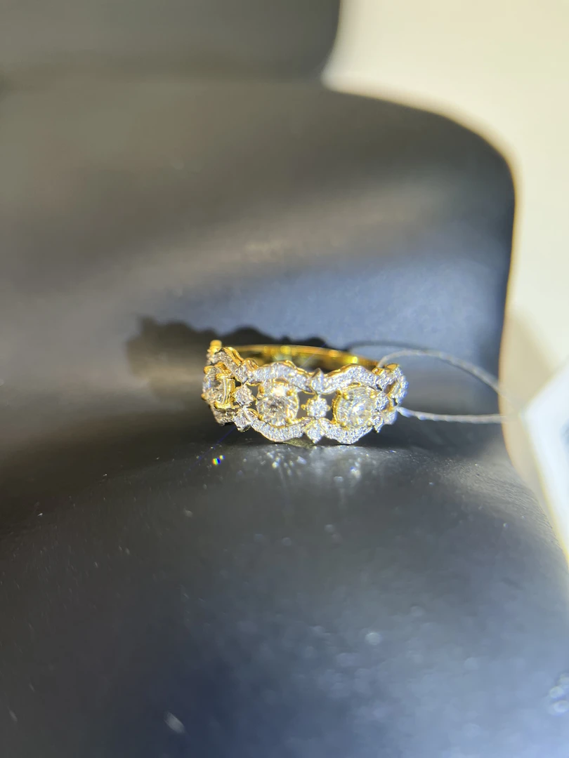 【富恩珠宝】 18k 1克拉镂空三生石戒指  ZSJZ01036