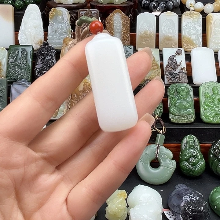 和田玉未镶嵌吊坠(不含链)