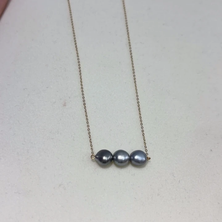 18K金镶嵌海水珍珠颈饰