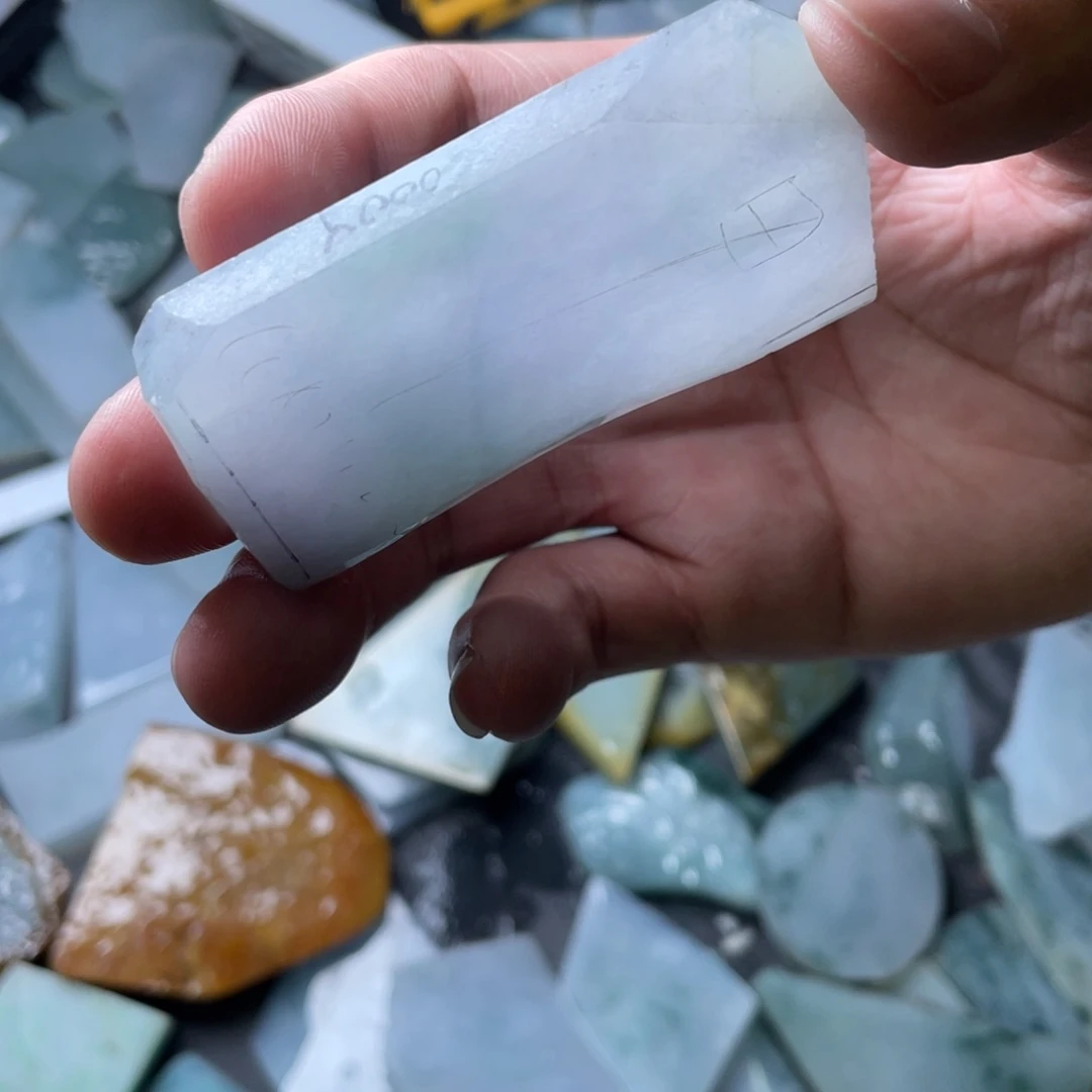 未镶嵌定制翡翠笨*羊包工观音