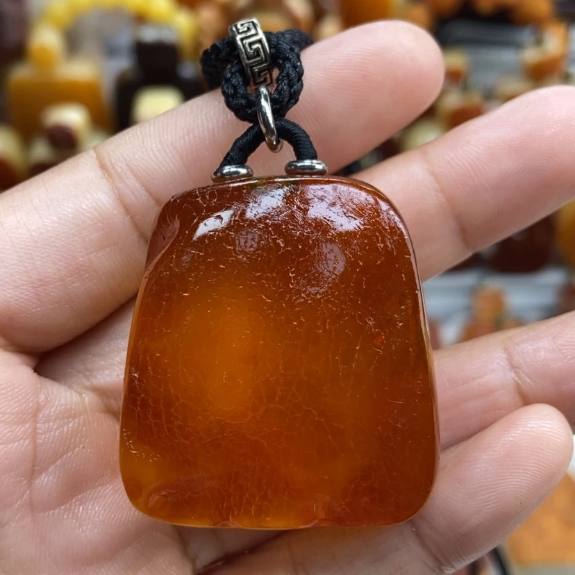 【闪购商品】琥珀颈饰未镶嵌