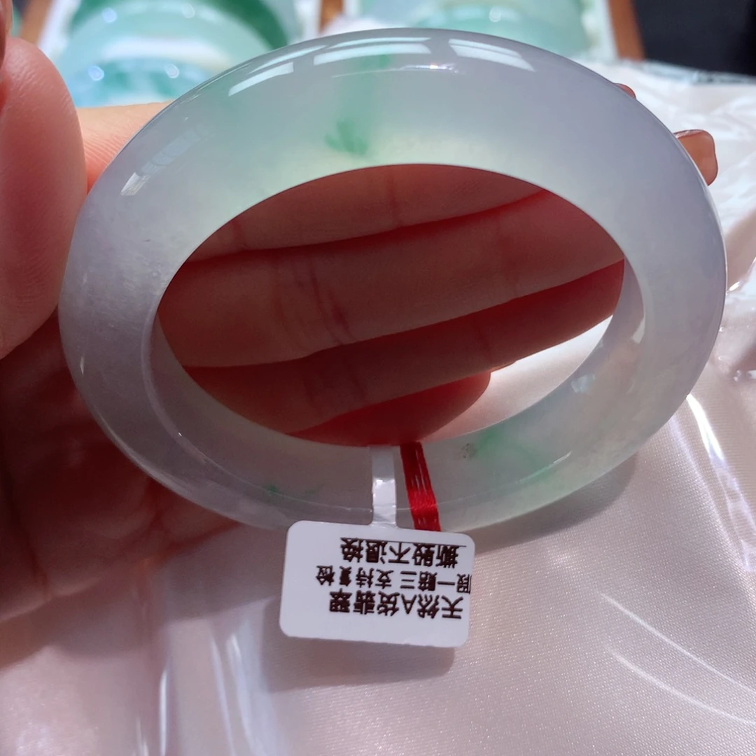 翡翠未镶嵌手镯15号品质推荐