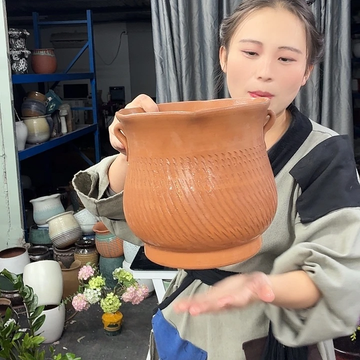 20+21 -粗陶花盆有孔