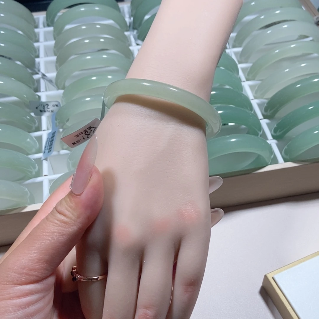 未镶嵌手镯东陵石