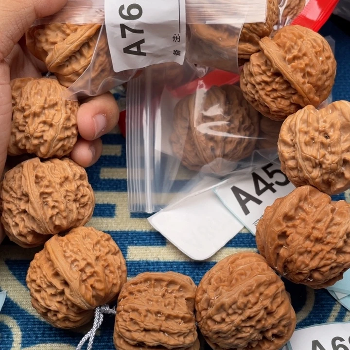 把件文玩核桃核桃