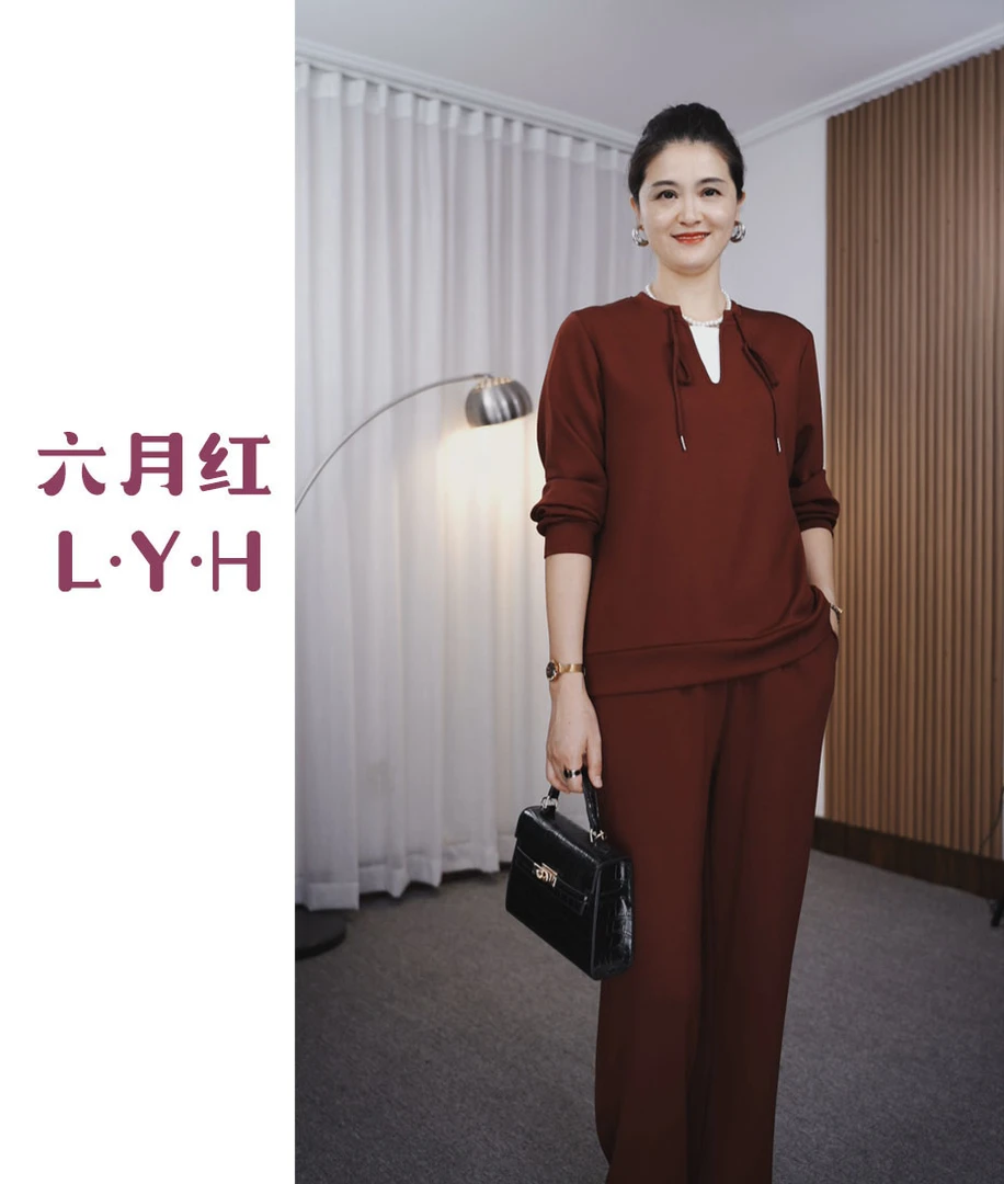 时尚妈妈装休闲套装假两件2025秋季新品中老年女装两件套宽松舒适