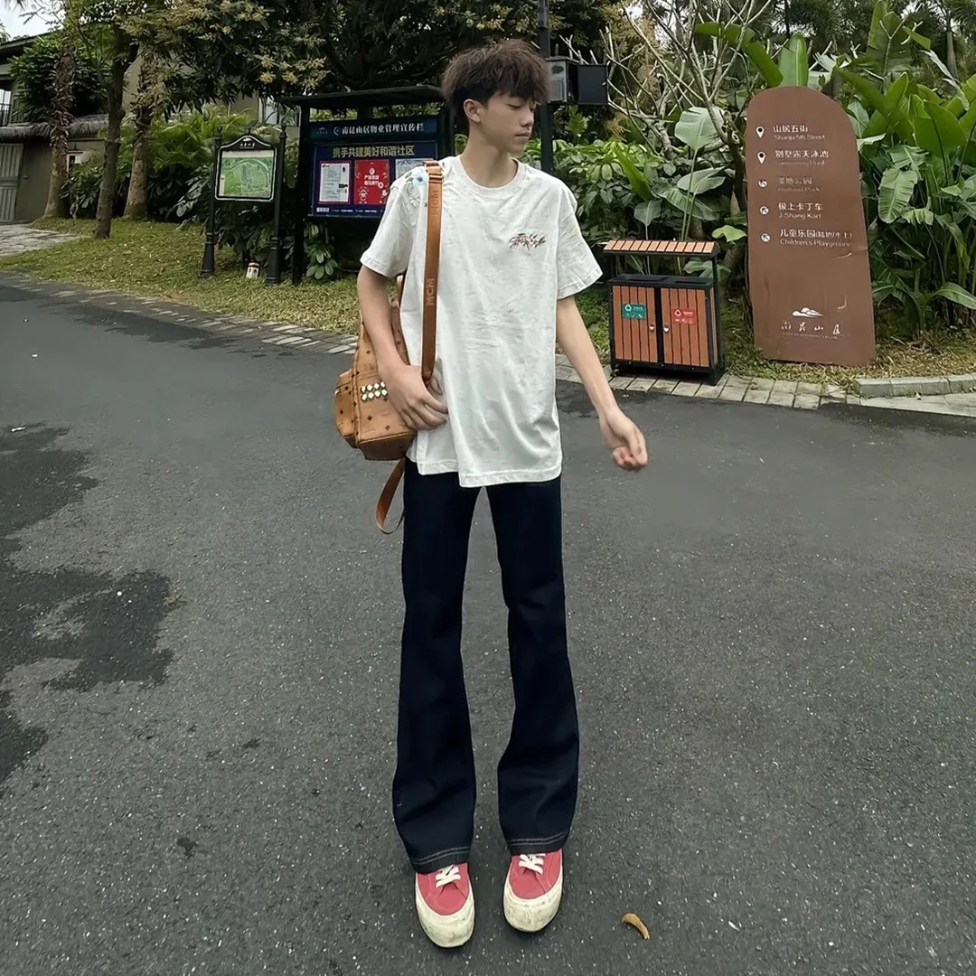 黑色美式微喇牛仔裤男夏薄款高街vibe裤子潮牌痞帅炸街窄版直筒裤