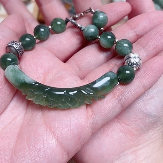 透闪石-蛇纹石玉手牌未镶嵌k****y