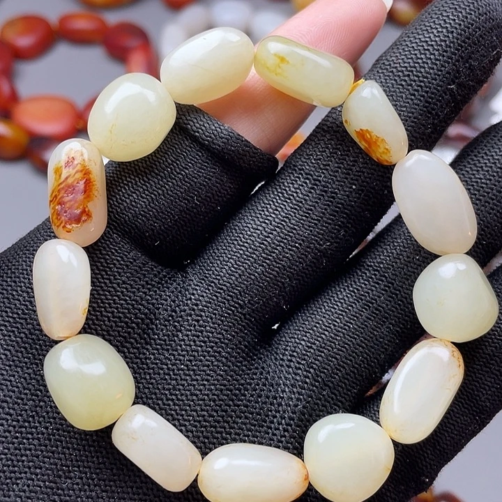 和田玉未镶嵌手链