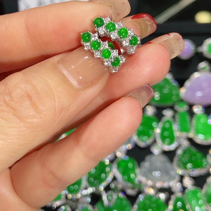 【闪购商品】翡翠耳饰未镶嵌天然翡翠