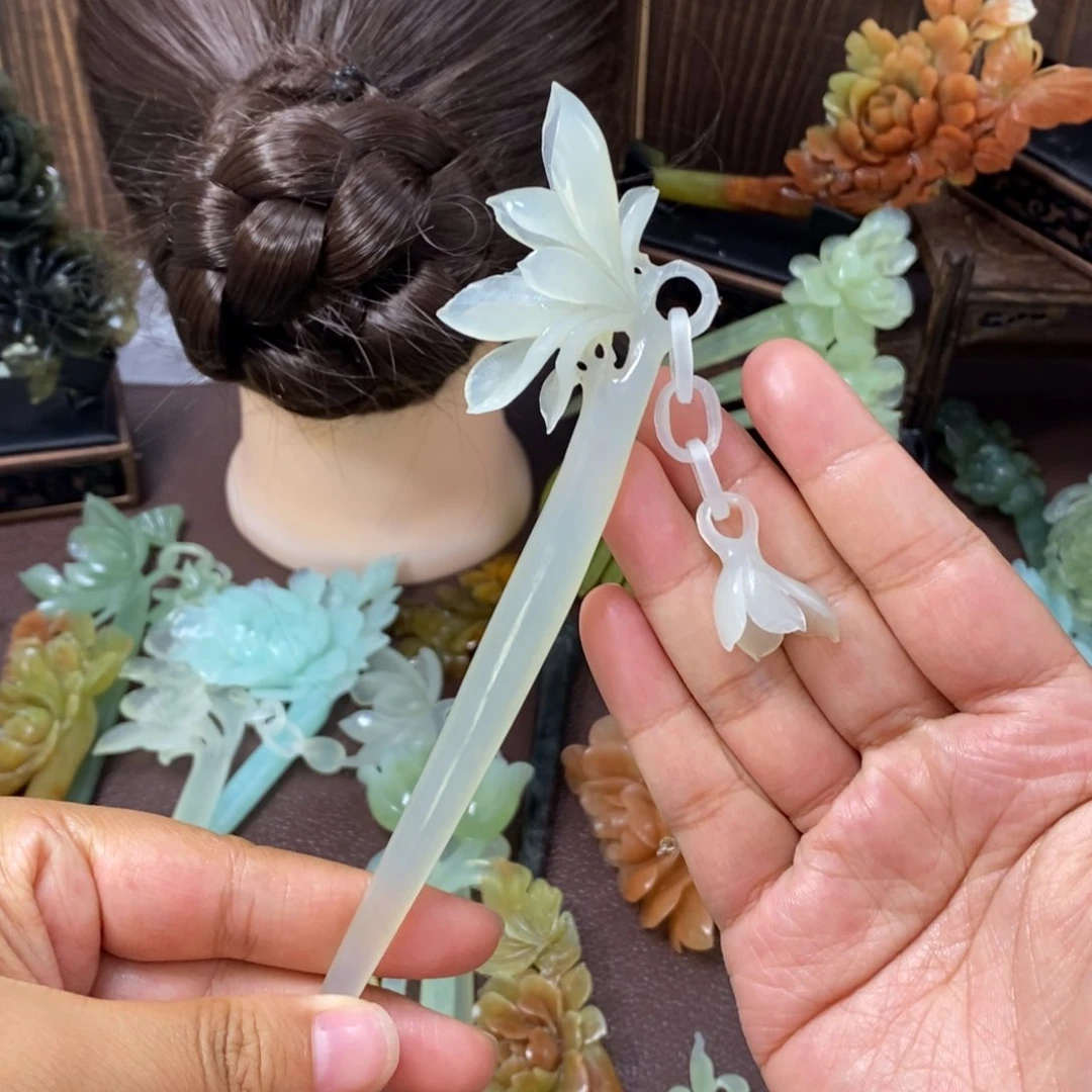 蛇纹石玉未镶嵌发饰闭*