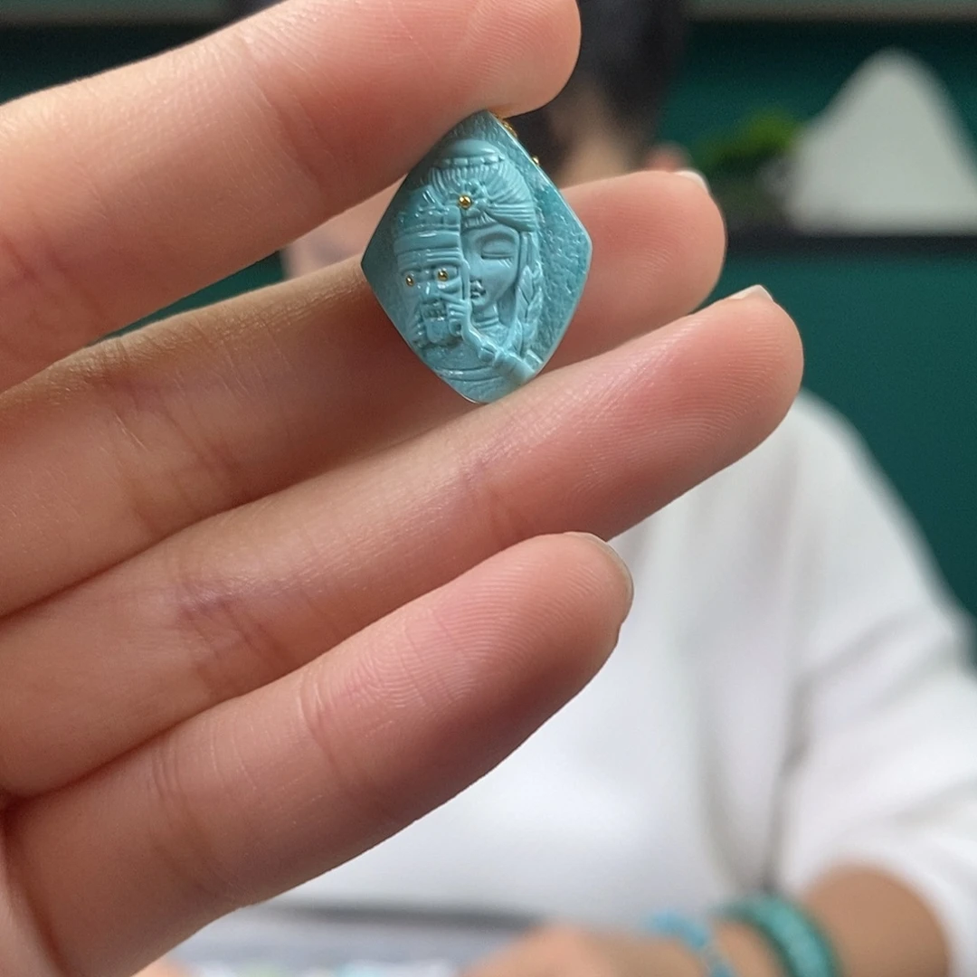 绿松石未镶嵌珠宝奇石