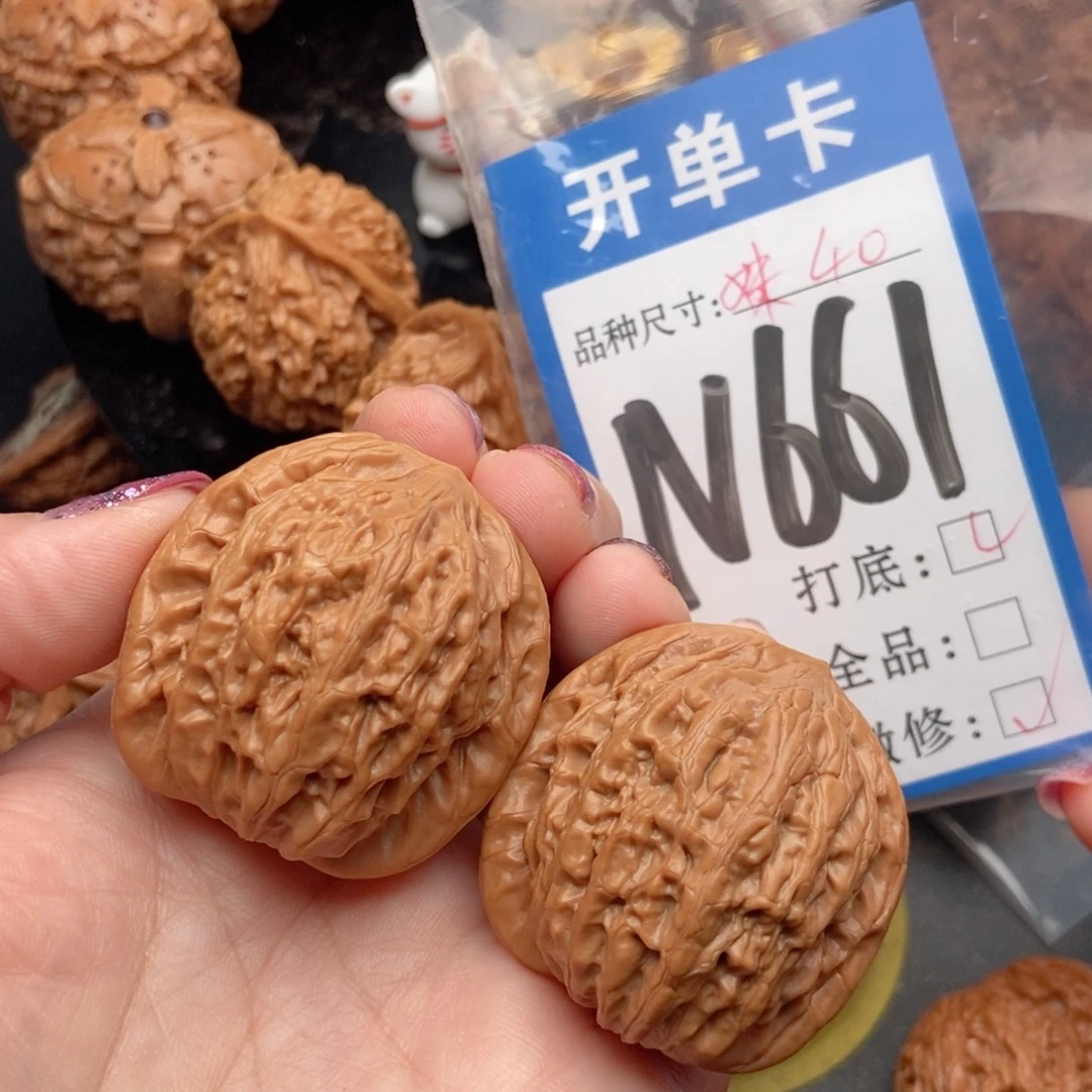 桃核吊坠核桃铁锤妹妹