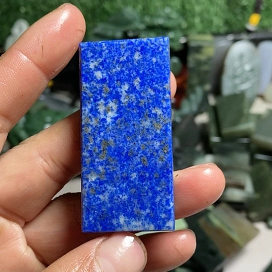 【闪购商品】青金石原石未镶嵌