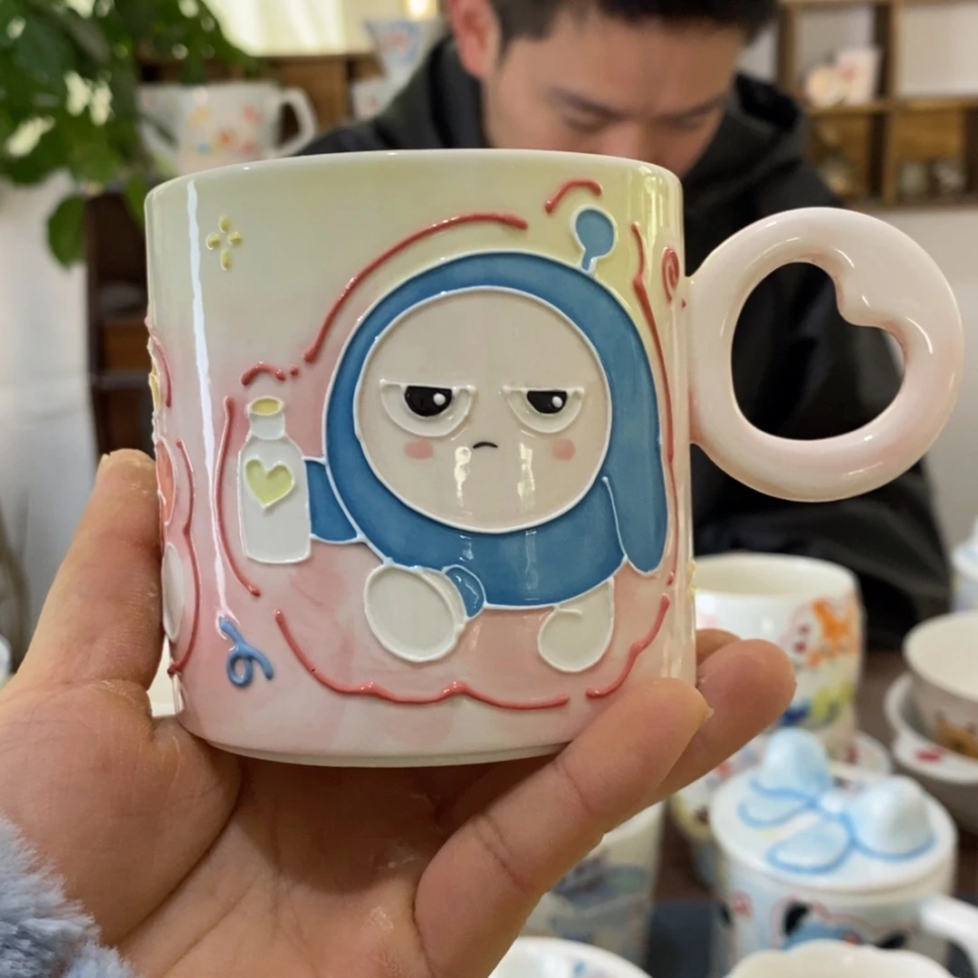 S***8瓷片维尼熊景德镇釉下彩手绘