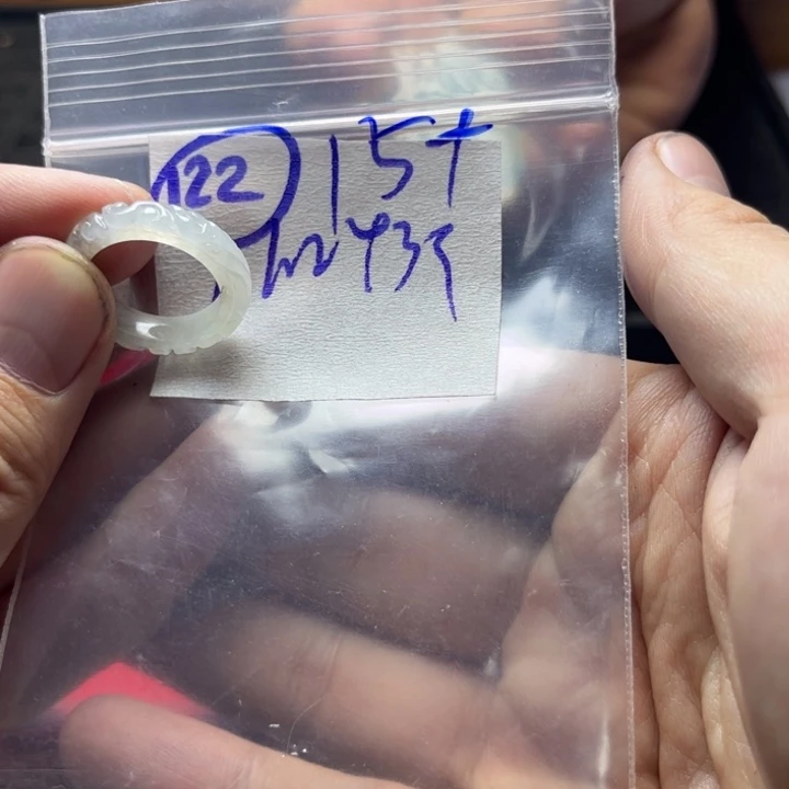 定制翡翠未镶嵌明天