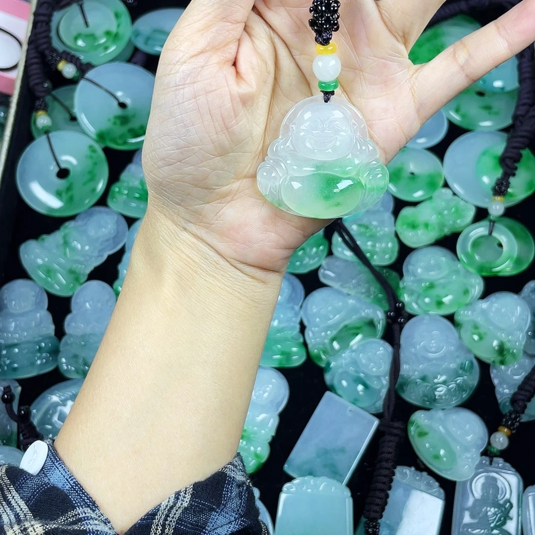 翡翠未镶嵌颈饰吊坠