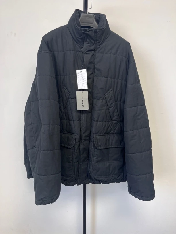 未使用 Balenciaga/巴黎世家 纯色拉链高领连帽夹克外套 2码